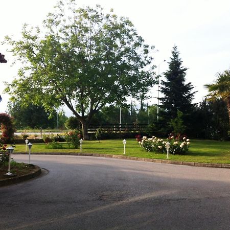 Rodopi Hotel Komotiní Extérieur photo